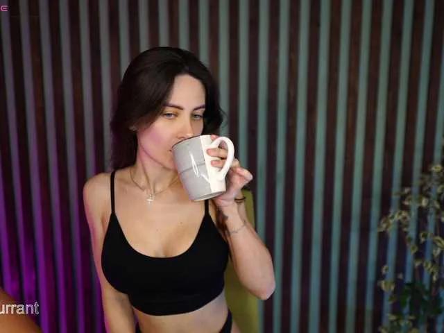 Offline sochnogirls on BongaCams