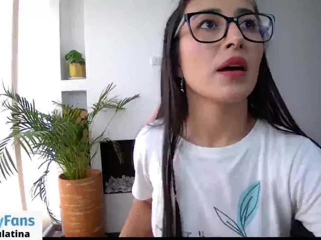 Offline sofirousel on BongaCams