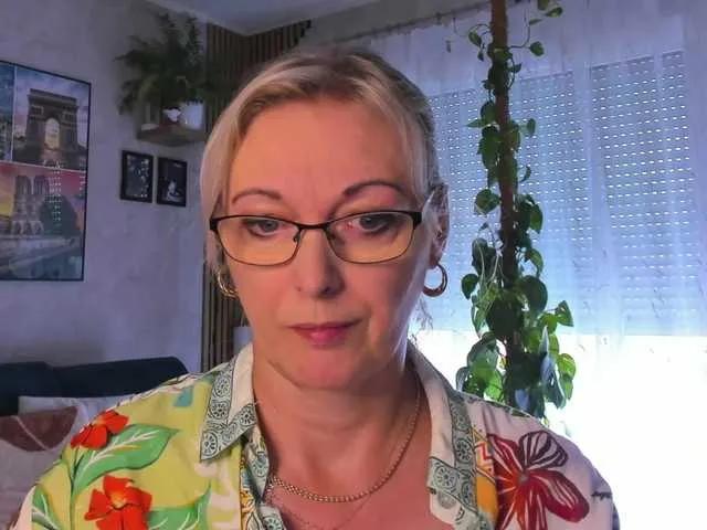 SoftVANESSA on BongaCams