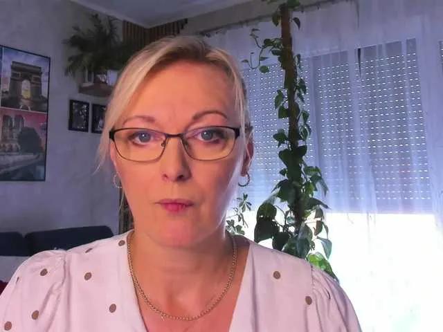 SoftVANESSA on BongaCams