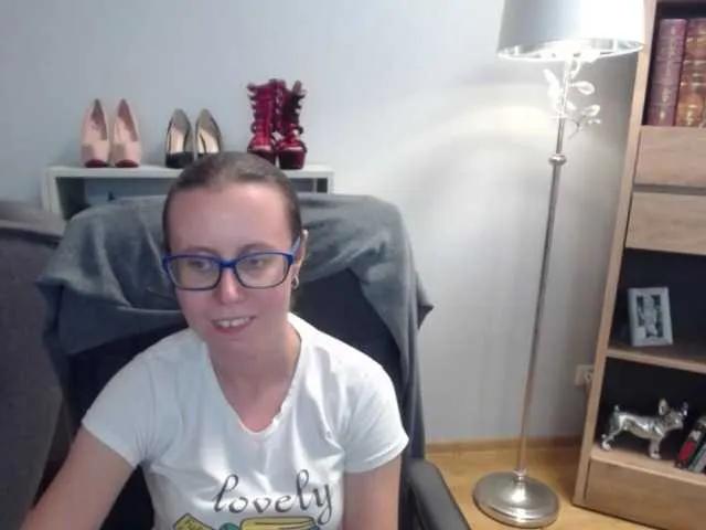 sparkleLizzy on BongaCams