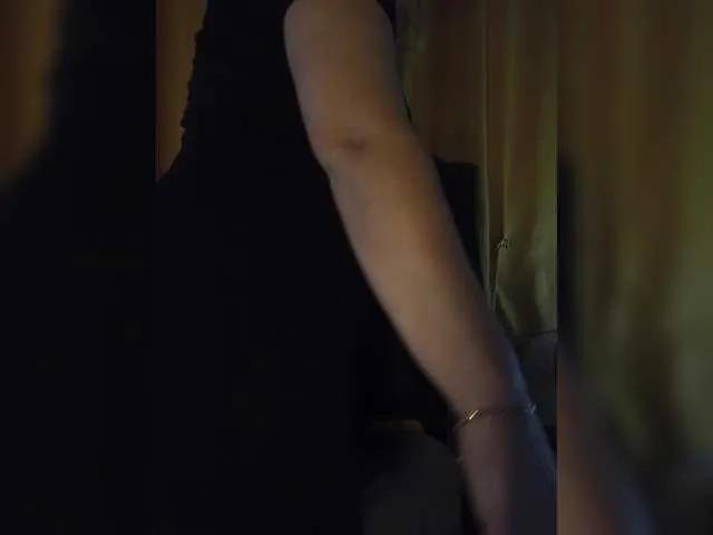 Tanysha-1 on BongaCams