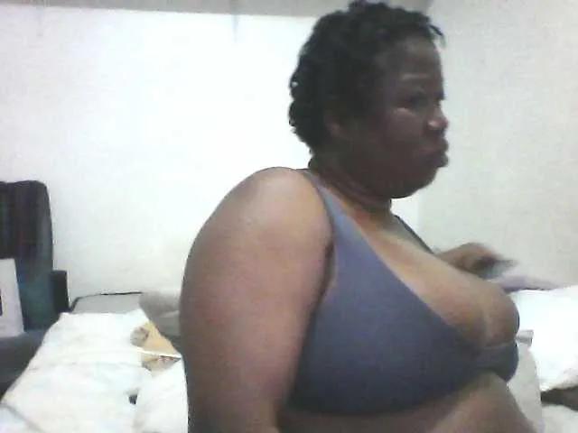 TRUEBELLA on BongaCams