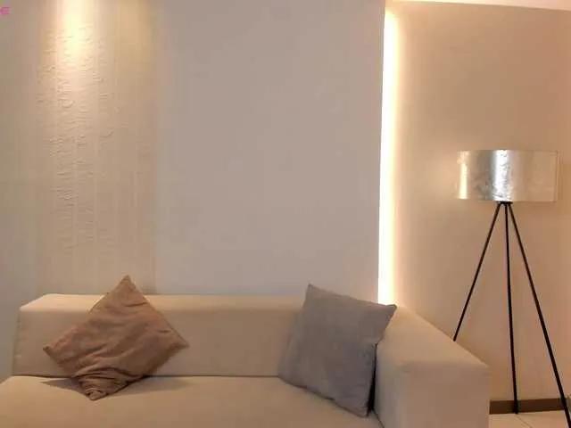 Offline VeronicaBlue on BongaCams