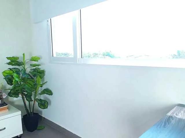 Victoria-Collins on BongaCams