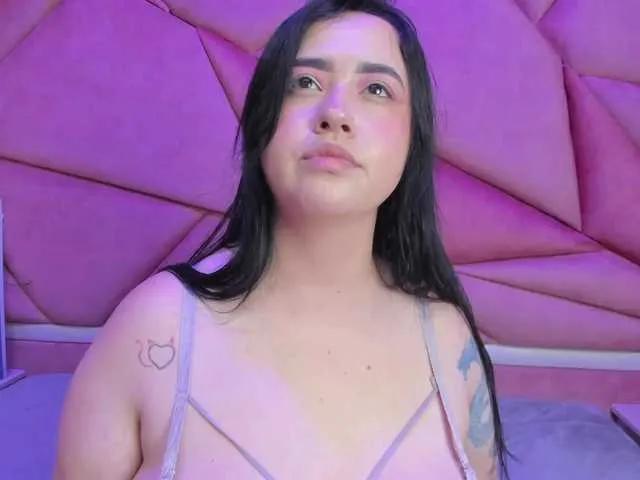 VictoriaRossy on BongaCams