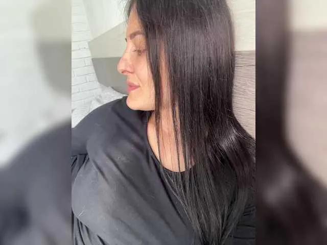 Viksi66 on BongaCams