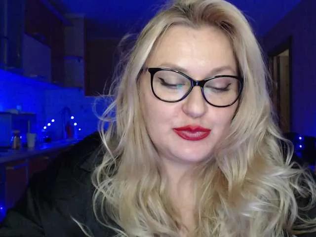 WifeyNusha on BongaCams