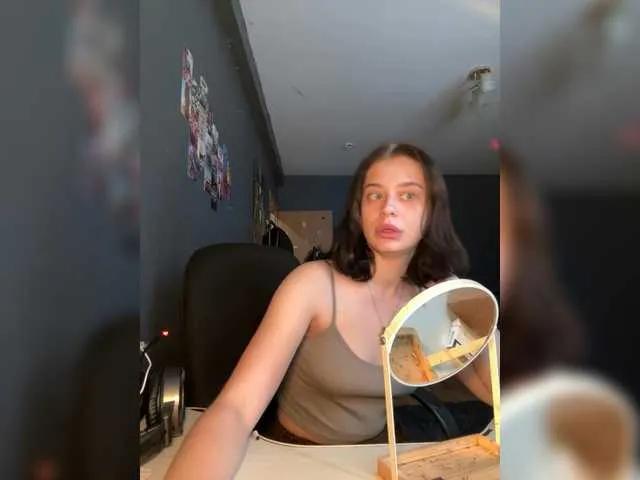 Offline wowitsbarb1e on BongaCams