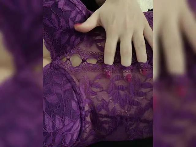 Freechat yourXgirl- on BongaCams