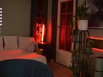 Freechat _the_sun_ on Chaturbate