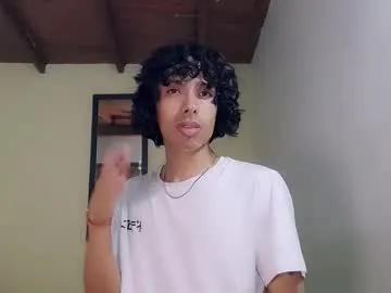 Freechat alexis21_ on Chaturbate