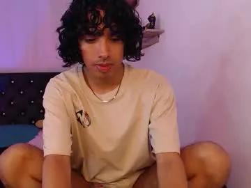 Freechat alexis21_ on Chaturbate