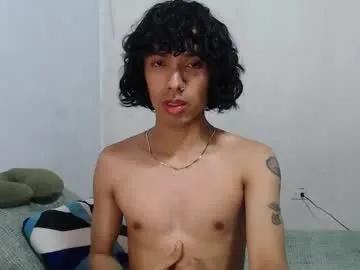 Freechat alexis21_ on Chaturbate