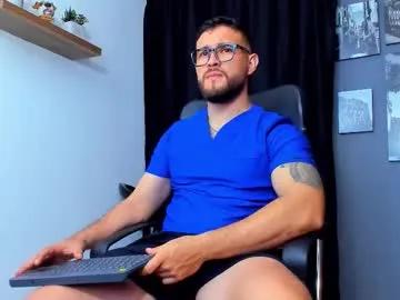 Freechat andrewdiaz_ on Chaturbate