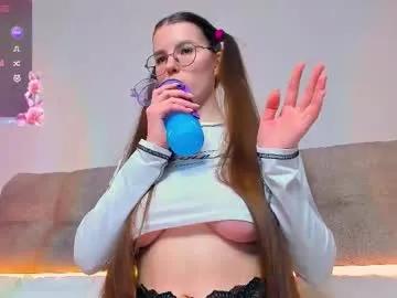 ariellateska on Chaturbate