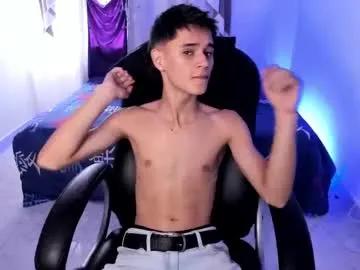 aron_boyy on Chaturbate