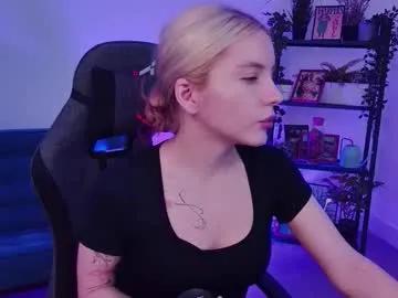 aurorawrenfield on Chaturbate