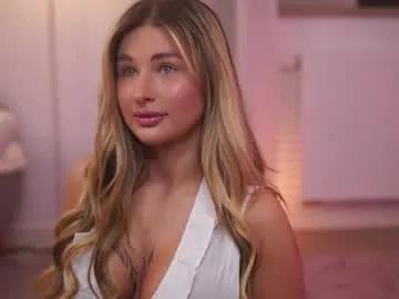 Freechat avashay on Chaturbate