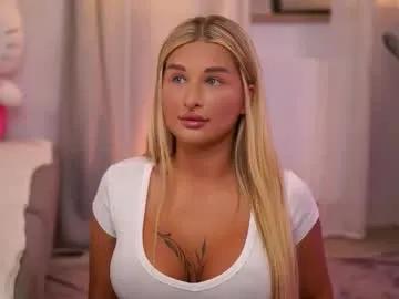 Freechat avashay on Chaturbate