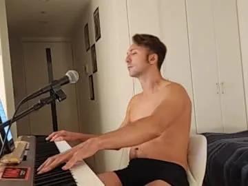 barebritpianist on Chaturbate