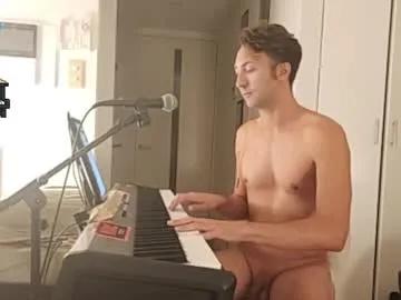barebritpianist on Chaturbate