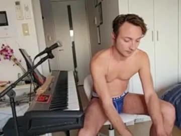 barebritpianist on Chaturbate