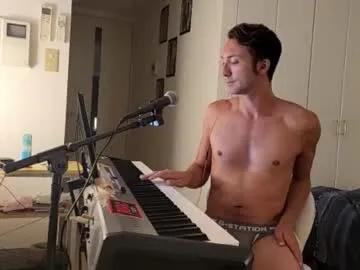 barebritpianist on Chaturbate
