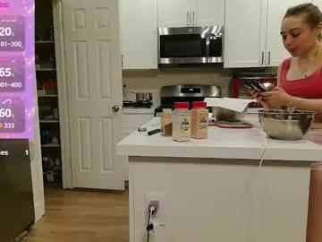 blondiebubblebooty on Chaturbate