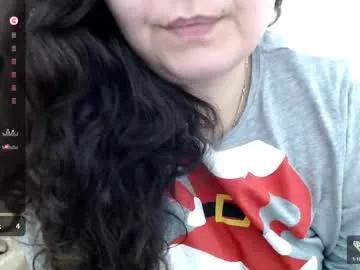 bustyemma on Chaturbate