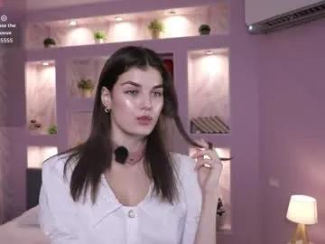 Away candy_flo on Chaturbate