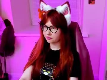 carol_carmen — Shake tits [63 tokens left] #pantyhose #redhead #new #mistress #hairy