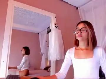 cayetanamiles on Chaturbate