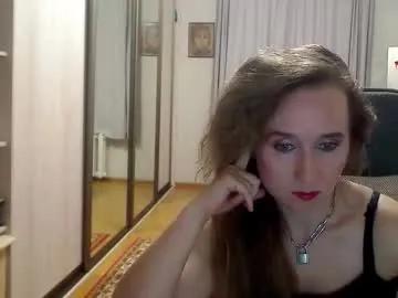 Freechat classyinna on Chaturbate