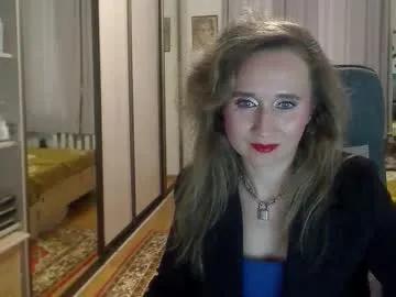 Freechat classyinna on Chaturbate