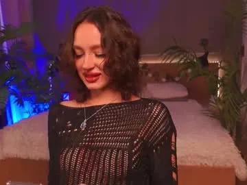 devilinee on Chaturbate