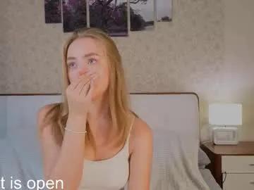 Freechat elina_wilgauch on Chaturbate