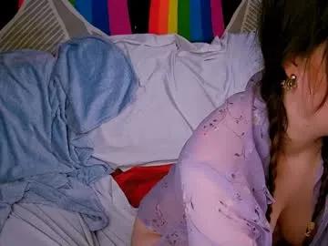 ellieobey on Chaturbate