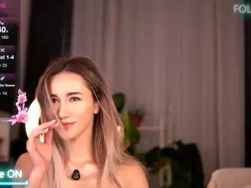 emilyraymont on Chaturbate