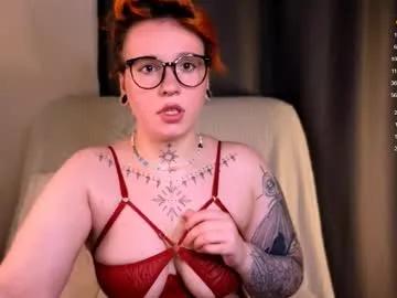 evaredmooon on Chaturbate