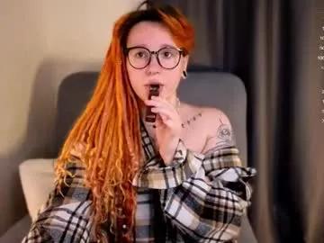 evaredmooon on Chaturbate