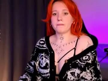 evaredmooon on Chaturbate