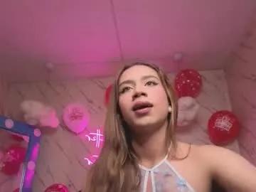 evy_lux_v on Chaturbate