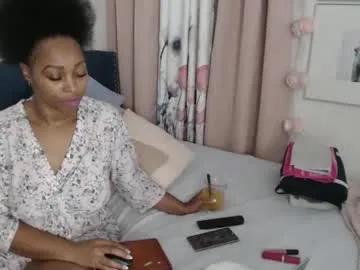 geishapaige on Chaturbate