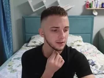 golden_boyyy21 on Chaturbate