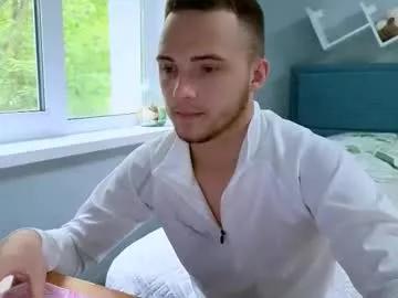golden_boyyy21 on Chaturbate