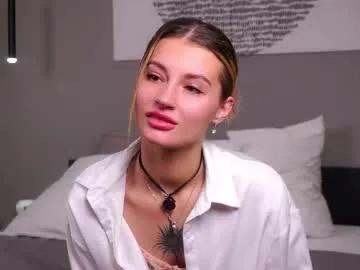 greengazon — Kelly | Goal: lick fingers #new #bigass #mommy #smalltits #lovense [10 tokens remaining]