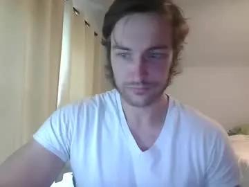 handsumhung on Chaturbate