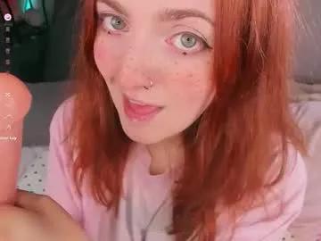 juliet_schoolgirl on Chaturbate