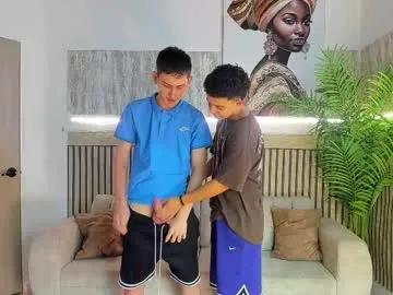 justingtime21 — FUCK ASS ERICK  #muscle #18 #bigcock #anal #bigass [1119 tokens remaining]